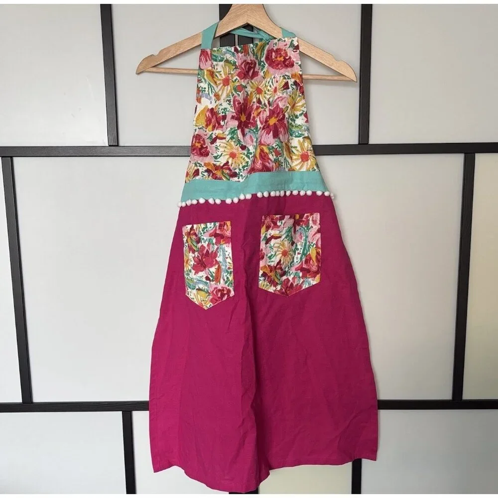 Opalhouse Cooking Apron Floral Pink Pom Pom‎ Cotton Pockets Boho Preppy Summer